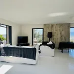 A Vista - Luxe, Piscine, Vue Panoramique - Classee 4 Etoiles * Figari (Corsica)