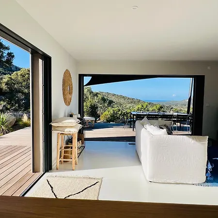 A Vista - Luxe, Piscine, Vue Panoramique - Classee 4 Etoiles * Figari (Corsica)