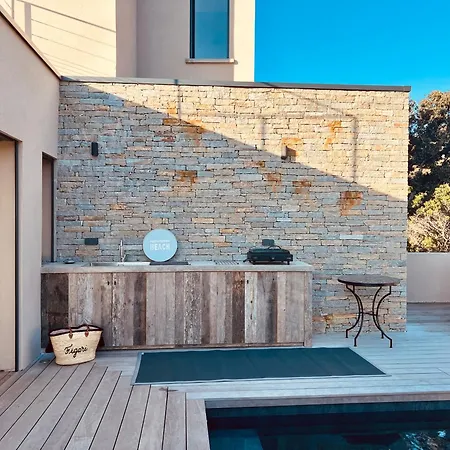 A Vista - Luxe, Piscine, Vue Panoramique - Classee 4 Etoiles Фигари