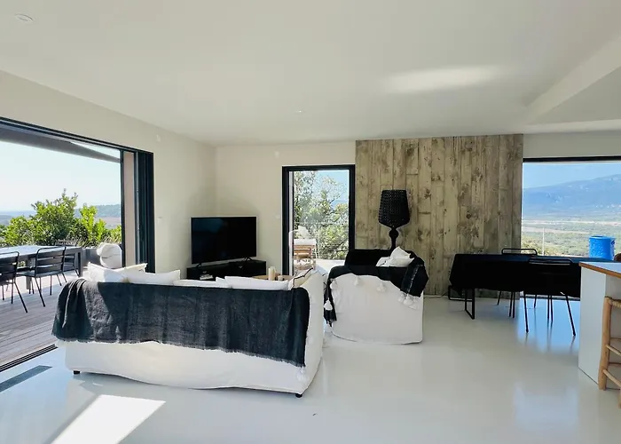 A Vista - Luxe, Piscine, Vue Panoramique - Classee 4 Etoiles * Figari (Corsica)